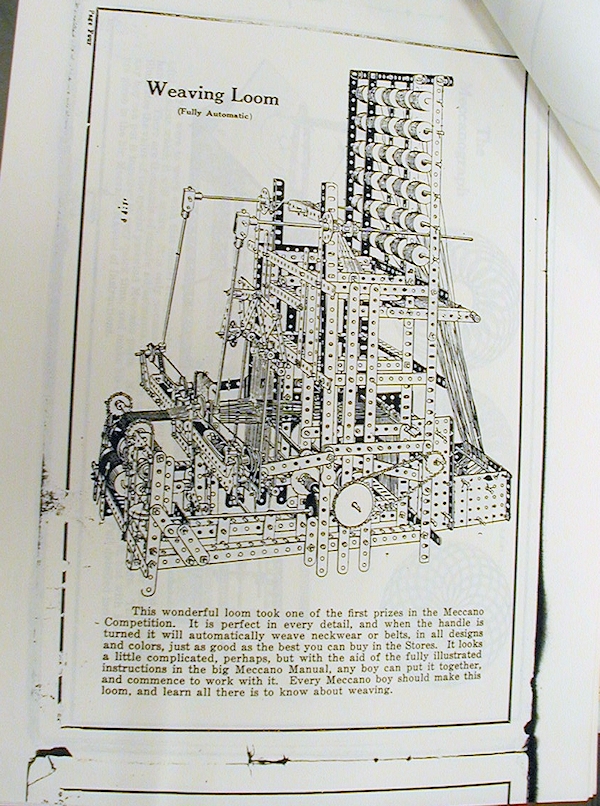 Meccano Manual Weaving Loom